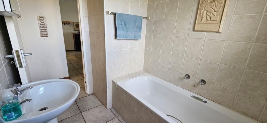 3 Bedroom Property for Sale in Aston Bay Eastern Cape